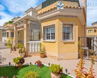 Bruktbolig - Villa - Algorfa