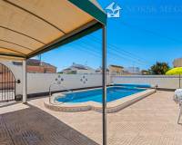 Bruktbolig - Villa - Torrevieja - La Siesta - El Salado -  Torreta