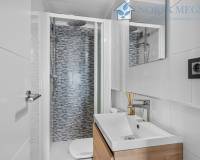 Resale - Townhouse - Torrevieja - La Siesta - El Salado -  Torreta