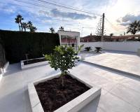 Resale - Villa / Semi detached - Torrevieja - La siesta - El Chaparral