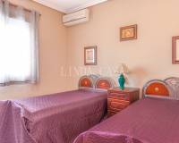 Resale - Villa / Semi detached - Torrevieja - La siesta - El Chaparral