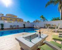 Venta - Chalet - Ciudad Quesada