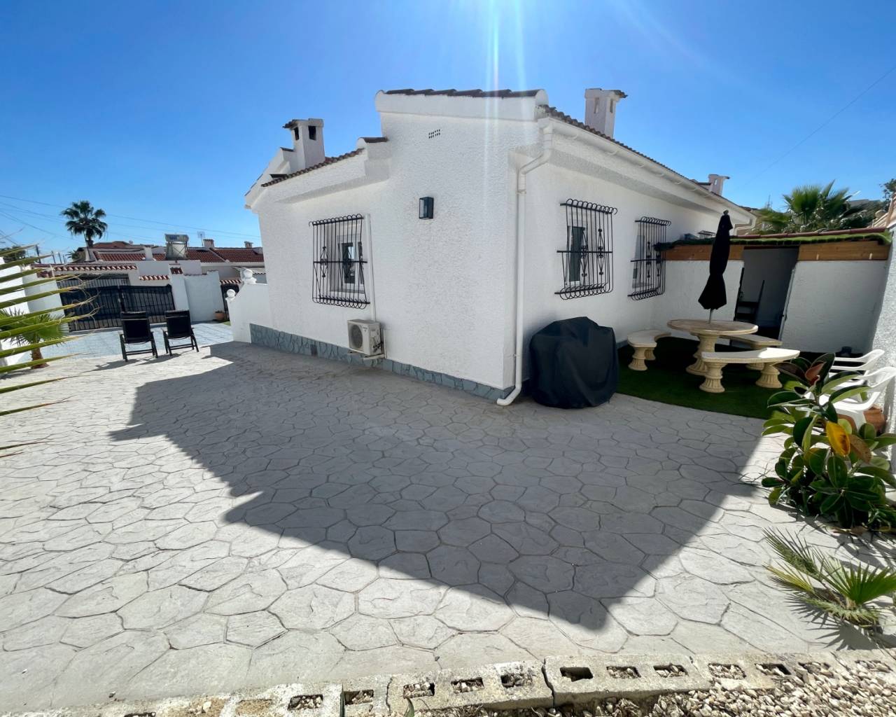 Villa / Semi separado - Alquiler - Ciudad Quesada - Ciudad Quesada